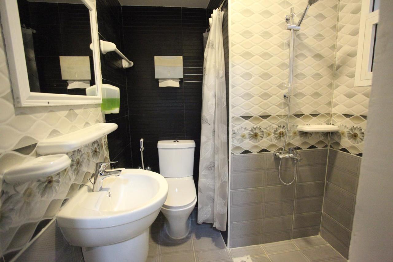 Almanzel Hotel Apartments 무스카트 외부 사진